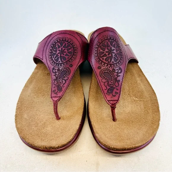 Dansko Burgundy Wine Priya Thong Low Wedge Sandals size 37 6.5 7 - Picture 2 of 11